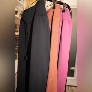 Boutique Ruffle Hem Leggings Bundle – Pink, Rust & Black